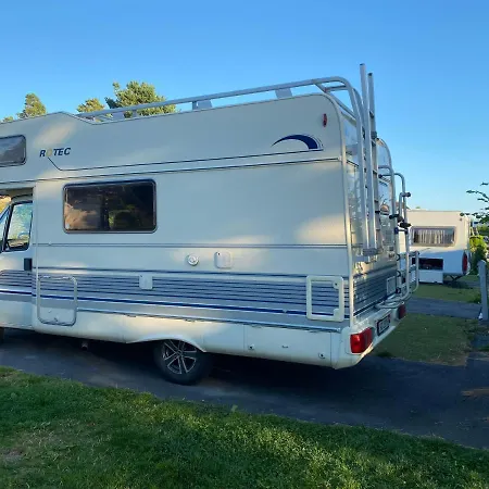 Freedom Of Camping Life, Enjoy Sea And Beach Camping *